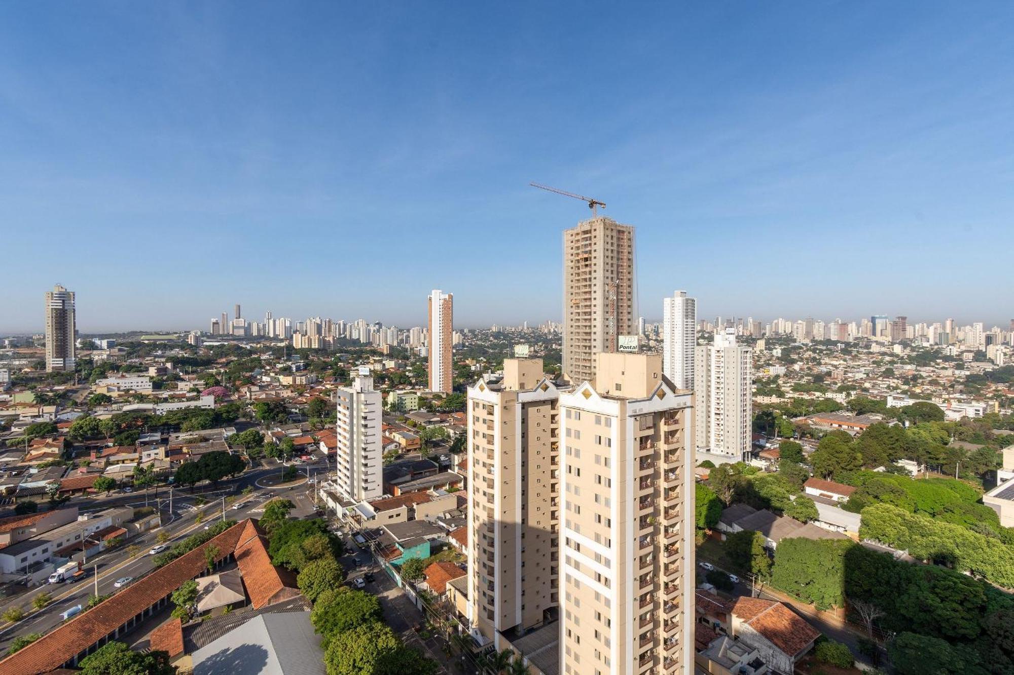 Pde - Apartamentos Proximos Do Centro Goiânia Exteriör bild